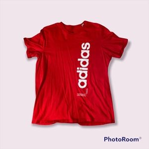 Adidas T-Shirt